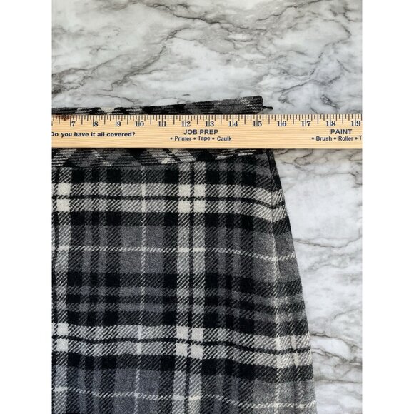 LL Bean Wool Plaid Skirt 4 Petite Favorite Fit Knee Length Preppy Dark Academia - Picture 9 of 10